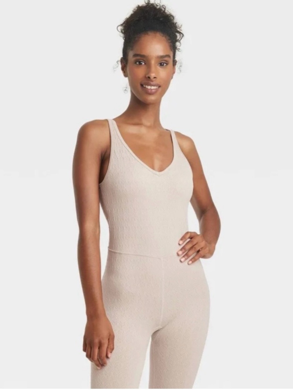 Textured Scoop-Back Jumpsuit in Light Beige - Picture 4 of 9